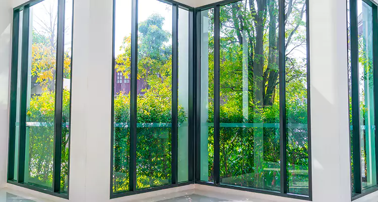 Folding Glass Balcony Door Repair in Panama City, FL
